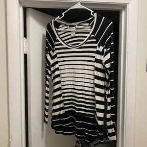 AMERICAN RAG Long Sleeve Top (Medium)